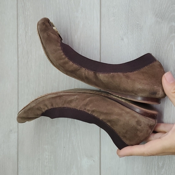 Tory Burch Womens CarolineElastic Logo Suede Slip On Ballet Flats sz 7.5 - Picture 8 of 13